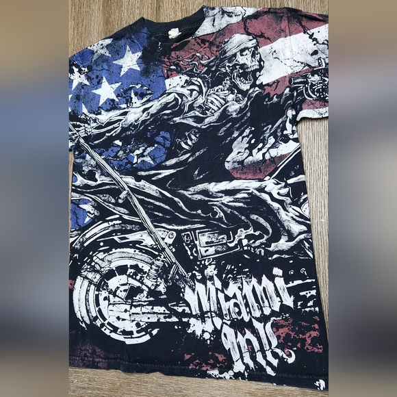Vintage Y2K Miami Ink T-Shirt Size Small Motorcycle Biker Tattoos Unisex 💀 - Picture 6 of 6
